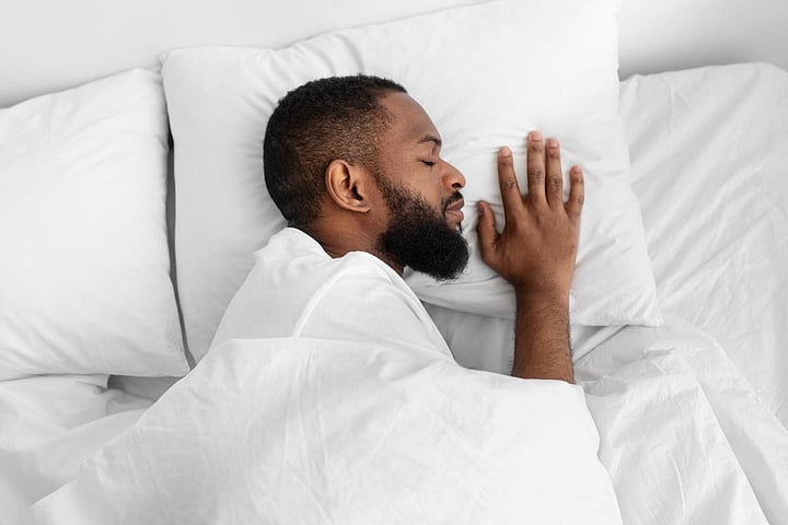 More REM Sleep Tied To Lower Risk For 83 Diseases